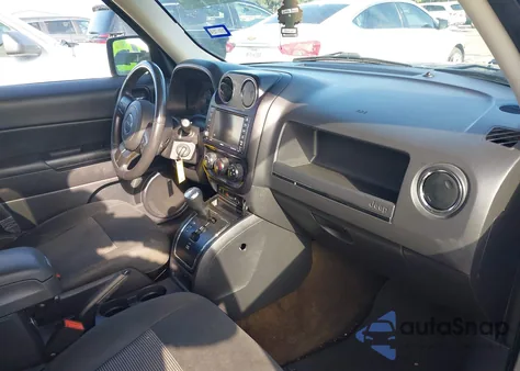 2016 Jeep Patriot Latitude из США, поврежденный, VIN 1C4NJPFB0GD589722